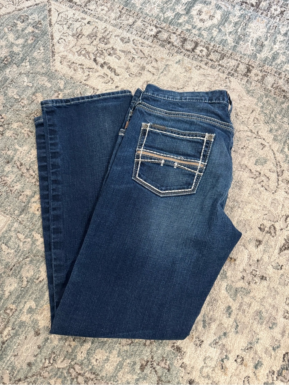 Ariat Dark Blue Men's Straight Cut Jeans with Contrast Stitching 35/32